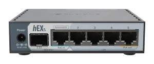 Kompaktni, pristupačni žični ruter s 2.5G SFP portom, 5x Gigabit Ethernetom, PoE izlazom, USB-om i brzim dvojezgrenim procesorom – idealan za domove, urede ili nedovoljno financirane laboratorije kojima su potrebne pouzdane performanse.