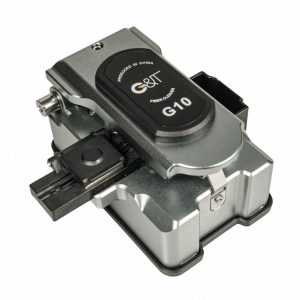 Rezač je neophodan alat za svakog instalatera koji koristi optičke kablove. G&T G10 osigurava precizno rezanje, s kutom rezanja promjera manjim od 0,5°. S ovim alatom možete lako pripremiti vlakno za spajanje i izbjeći kasnije probleme s centriranjem.